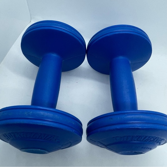 Hulk Hogan Hulkamania
Workout 3 Ib Weights
Dumbbells WWF LJN Toys
Used - Picture 5 of 5